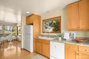 4333 32nd Ave W, Seattle, WA 98199 - Photo 10