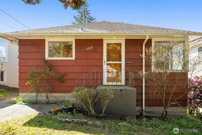 4333 32nd Avenue W, Seattle, WA 98199 - Photo 1