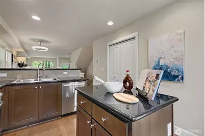 2707 SW Sylvan Heights Drive, Seattle, WA 98106 - Photo 14