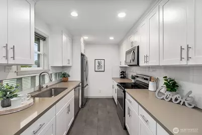 2302 S Spokane Street, Seattle, WA 98144 - Photo 8