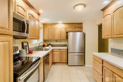 8451 NE 137th Street, Kirkland, WA 98034 - Photo 10