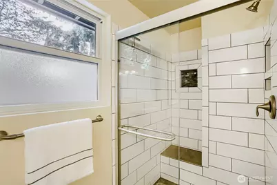 8451 NE 137th Street, Kirkland, WA 98034 - Photo 22