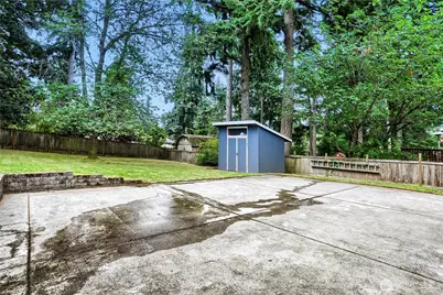 8451 NE 137th Street, Kirkland, WA 98034 - Photo 26