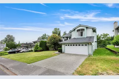 7015 76th Drive NE, Marysville, WA 98270 - Photo 2