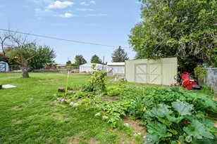 156 Warden Ave NW, Soap Lake, WA 98851 - Photo 12