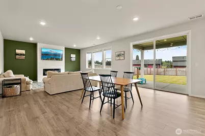 2808 180th Street Ct E, Tacoma, WA 98445 - Photo 10