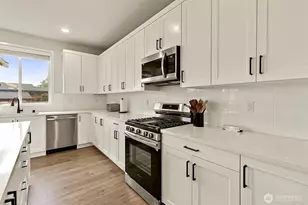 2808 180th St Ct E, Tacoma, WA 98445 - Photo 12