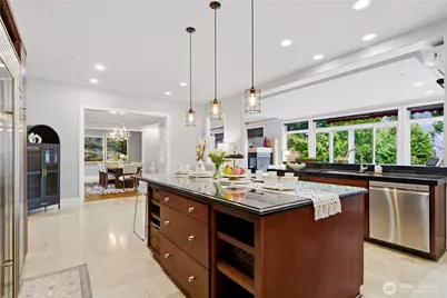2 Crescent Key SE, Bellevue, WA 98006 - Photo 6