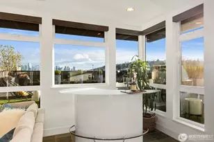 1760 N Nothlake Way, Seattle, WA 98103 - Photo 12