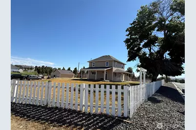 990 Lancaster Road, Selah, WA 98942 - Photo 1