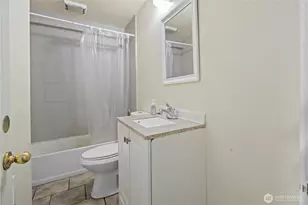 4714 17th Ave NE, Seattle, WA 98105 - Photo 6