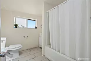 4714 17th Ave NE, Seattle, WA 98105 - Photo 8