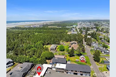 1611 Ocean Beach Boulevard #7, Long Beach, WA 98631 - Photo 4