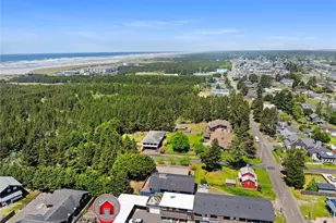 1611 Ocean Beach Blvd, Long Beach, WA 98631 - Photo 4
