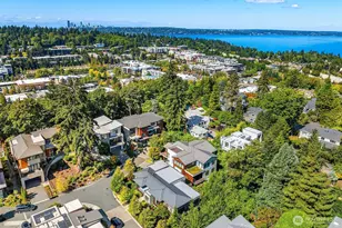 8270 SE 31st St, Mercer Island, WA 98040 - Photo 38