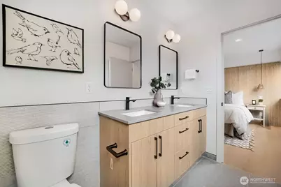 2626 58th Avenue SW #B, Seattle, WA 98116 - Photo 16