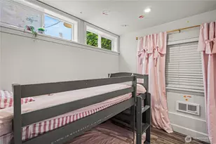 3633 41st Ave W, Seattle, WA 98199 - Photo 6