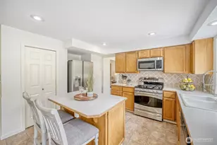 11240 SE 189th Ct, Renton, WA 98055 - Photo 10