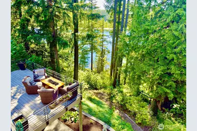 18603 E Spring Lake Drive SE, Renton, WA 98058 - Photo 2