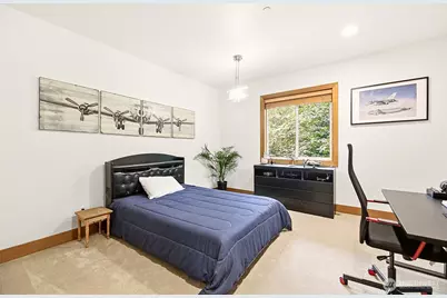 18603 E Spring Lake Drive SE, Renton, WA 98058 - Photo 16