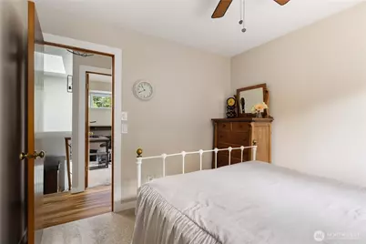 1571 SW 2nd Court, Oak Harbor, WA 98277 - Photo 26