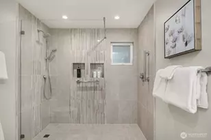 6121 NE 175th St, Kenmore, WA 98028 - Photo 24