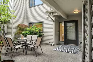 6121 NE 175th St, Kenmore, WA 98028 - Photo 2