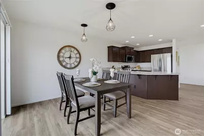 11602 189th Street E, Puyallup, WA 98374 - Photo 10