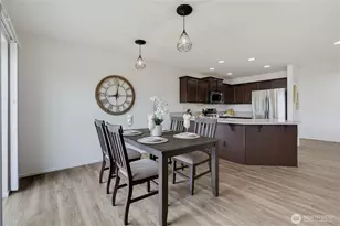 11602 189th St E, Puyallup, WA 98374 - Photo 10