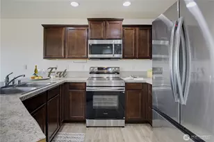 11602 189th St E, Puyallup, WA 98374 - Photo 6