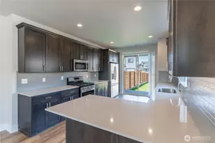 15418 208th Ave Ct E, Bonney Lake, WA 98391 - Photo 14