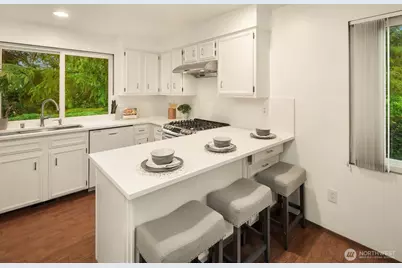 14130 SE 49th Place, Bellevue, WA 98006 - Photo 12