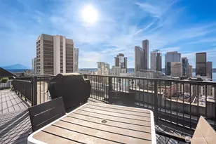 1105 Spring St, Seattle, WA 98104 - Photo 4