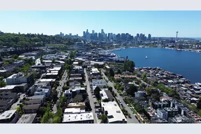 2215 Yale Ave E, Seattle, WA 98102 - Photo 22