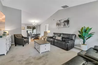 19020 34th Avenue E, Tacoma, WA 98446 - Photo 4