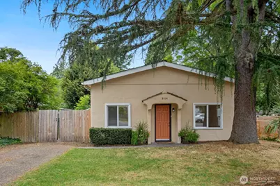 3514 SW 98th St, Seattle, WA 98126 - Photo 1