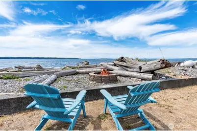 196 Edgebluff Road, Camano Island, WA 98282 - Photo 4