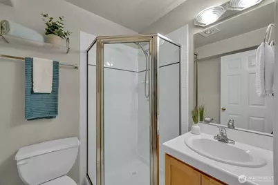 4720 Interlake Avenue N, Seattle, WA 98103 - Photo 32