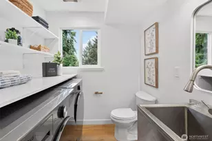 4211 210th Pl NE, Sammamish, WA 98074 - Photo 16