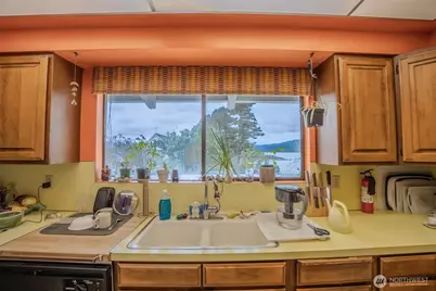 199 Main Street, Orcas Island, WA 98245 - Photo 12
