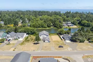 992 Point Brown Ave SE, Ocean Shores, WA 98569 - Photo 38
