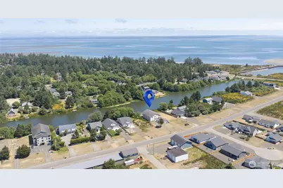992 Point Brown Avenue SE #2, Ocean Shores, WA 98569 - Photo 34