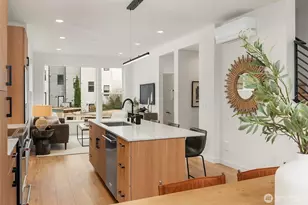 223 NE 75th St, Seattle, WA 98115 - Photo 12
