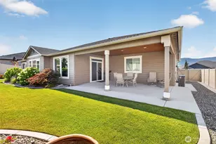 2637 7th St SE, East Wenatchee, WA 98802 - Photo 8