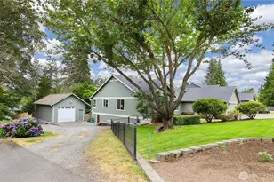 2307 16th Ave, Milton, WA 98354 - Photo 2