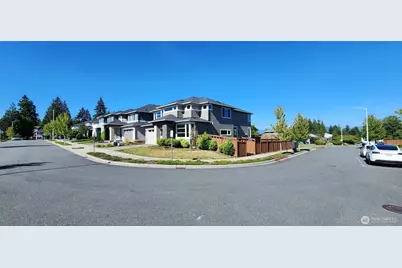 2907 113th Place NE, Lake Stevens, WA 98258 - Photo 2