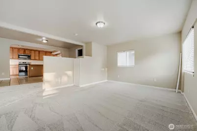 10311 D Street E, Tacoma, WA 98445 - Photo 4