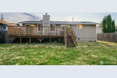 10311 D Street E, Tacoma, WA 98445 - Photo 20