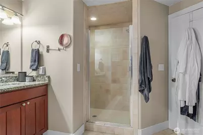 5129 W Tapps Drive E, Lake Tapps, WA 98391 - Photo 18