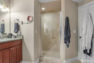 5129 W Tapps Dr E, Lake Tapps, WA 98391 - Photo 18